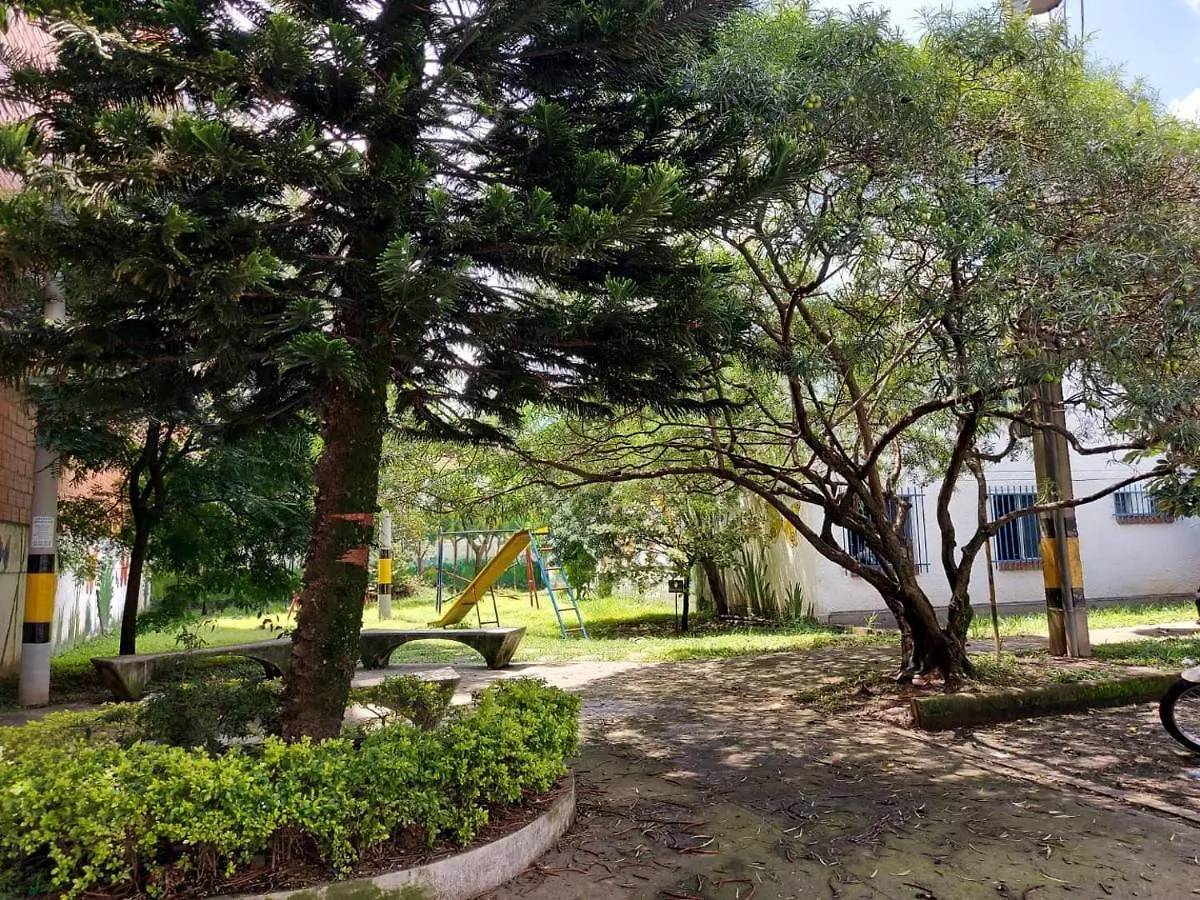 Casa Barrio Poblado Sector Manila - Parking Apartment Medellin 0*,