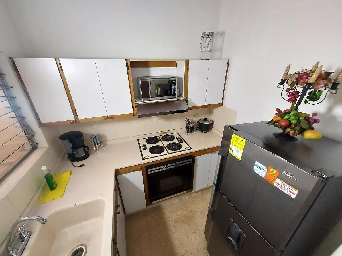 Casa Barrio Poblado Sector Manila - Parking Apartment Medellin