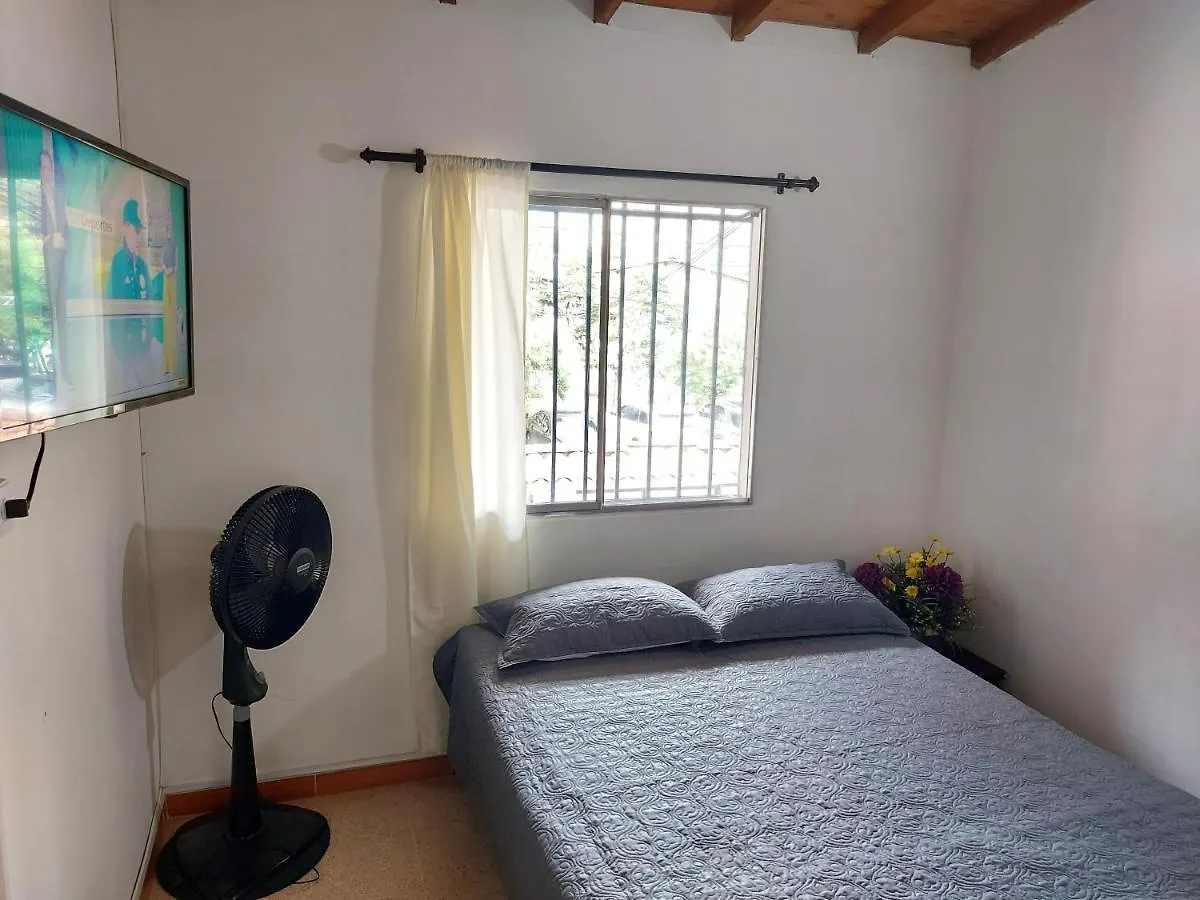Casa Barrio Poblado Sector Manila - Parking Apartment Medellin