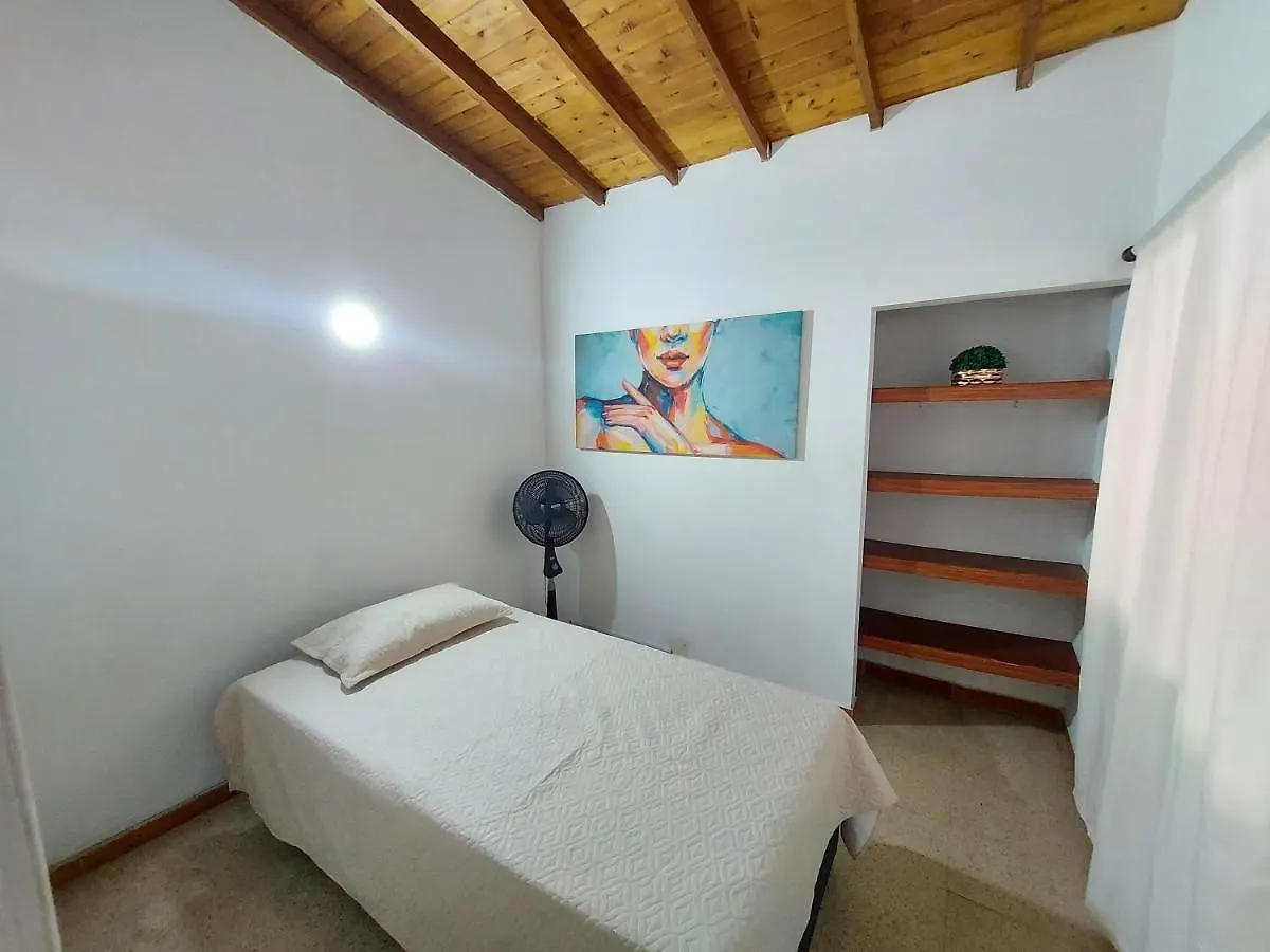 Casa Barrio Poblado Sector Manila - Parking Apartment Medellin 0*,  Colombia