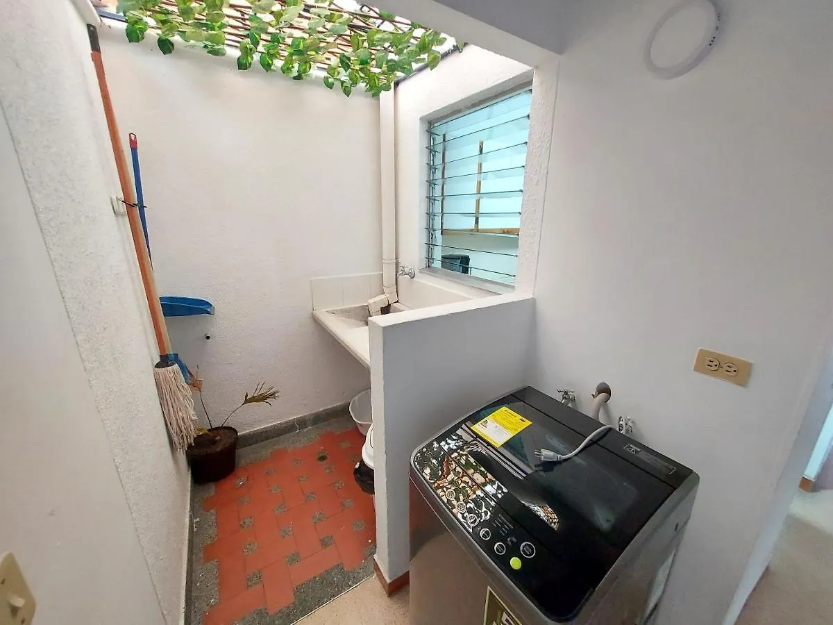 Casa Barrio Poblado Sector Manila - Parking Apartment Medellin Colombia